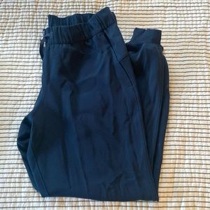 Lululemon navy joggers size 10